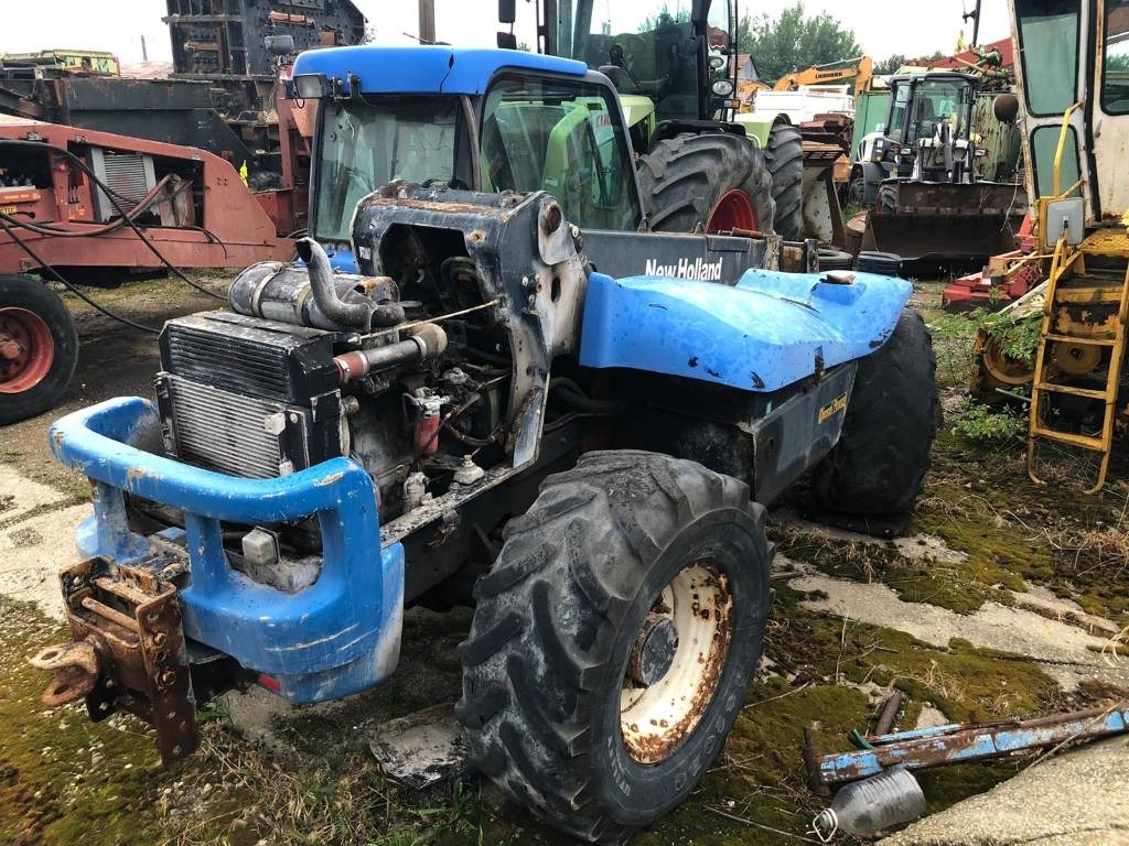 New Holland LM 435-410 FOR PARTS - מפעיל טלסקופי: תמונה 3 New Holland LM 435-410 FOR PARTS - מפעיל טלסקופי: תמונה 3