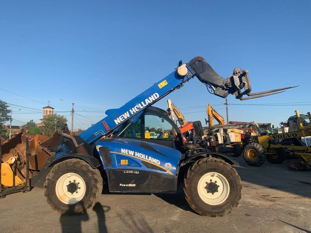 New Holland LM 5040 - מפעיל טלסקופי: תמונה 5 New Holland LM 5040 - מפעיל טלסקופי: תמונה 5