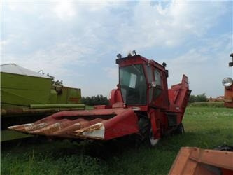 New Idea 802 - מקצרת קומבינה: תמונה 1 New Idea 802 - מקצרת קומבינה: תמונה 1