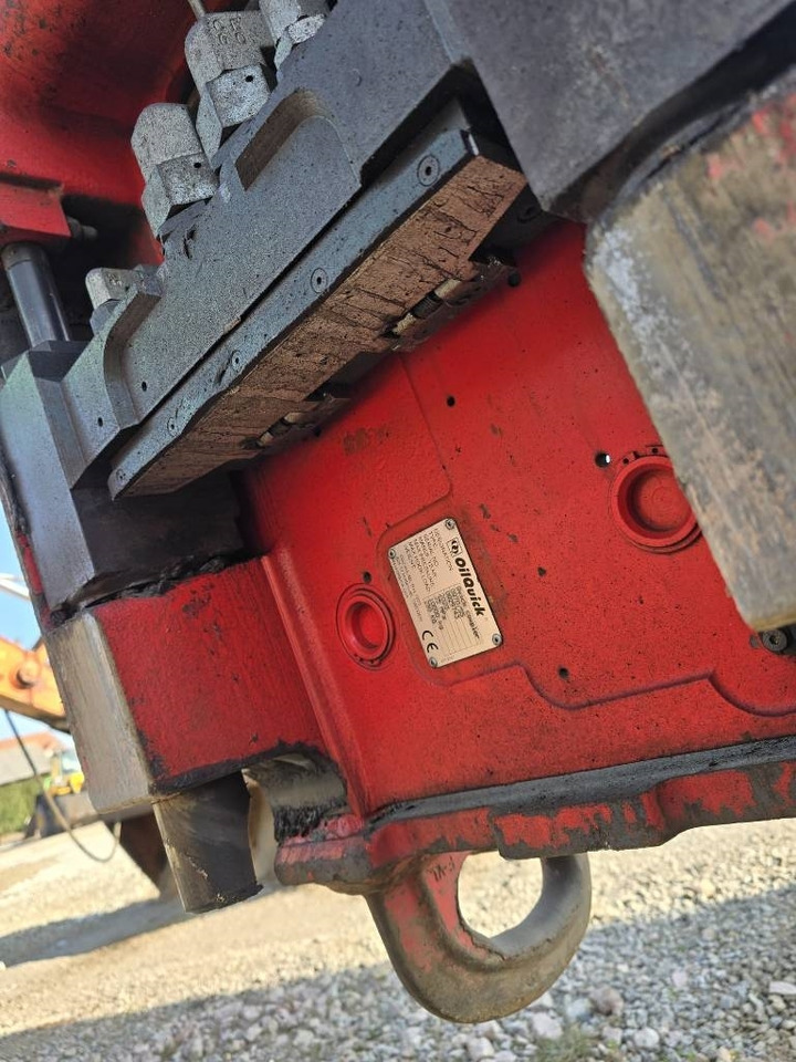 OilQuick OQ70-55 Quick Coupler - מצמד מהיר: תמונה 2 OilQuick OQ70-55 Quick Coupler - מצמד מהיר: תמונה 2