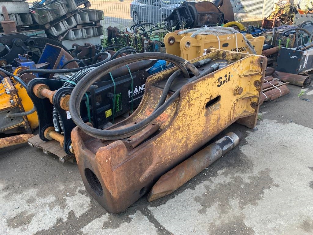 Soosan SB121  - פטיש הידרולי עבור מכונת בנייה: תמונה 1 Soosan SB121  - פטיש הידרולי עבור מכונת בנייה: תמונה 1