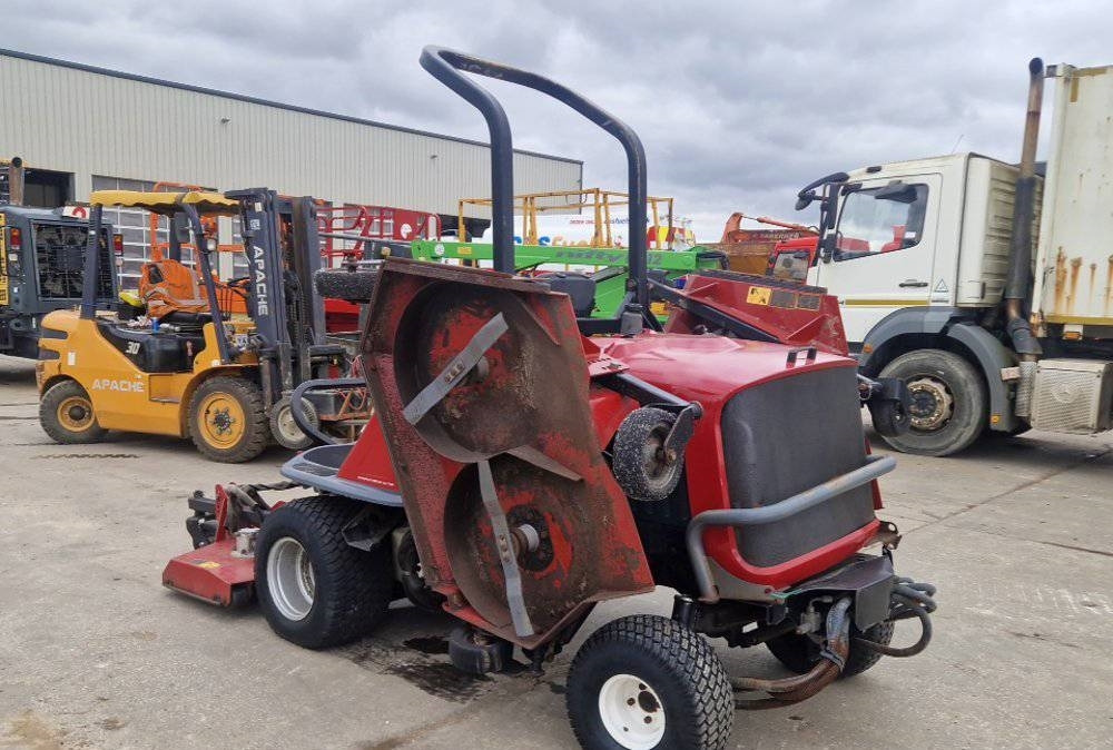 Toro R3240T  - מכסחת גינה: תמונה 2 Toro R3240T  - מכסחת גינה: תמונה 2