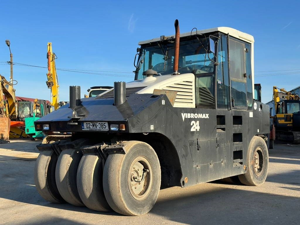 Vibromax W2400 - רולר פניאומטי: תמונה 5 Vibromax W2400 - רולר פניאומטי: תמונה 5