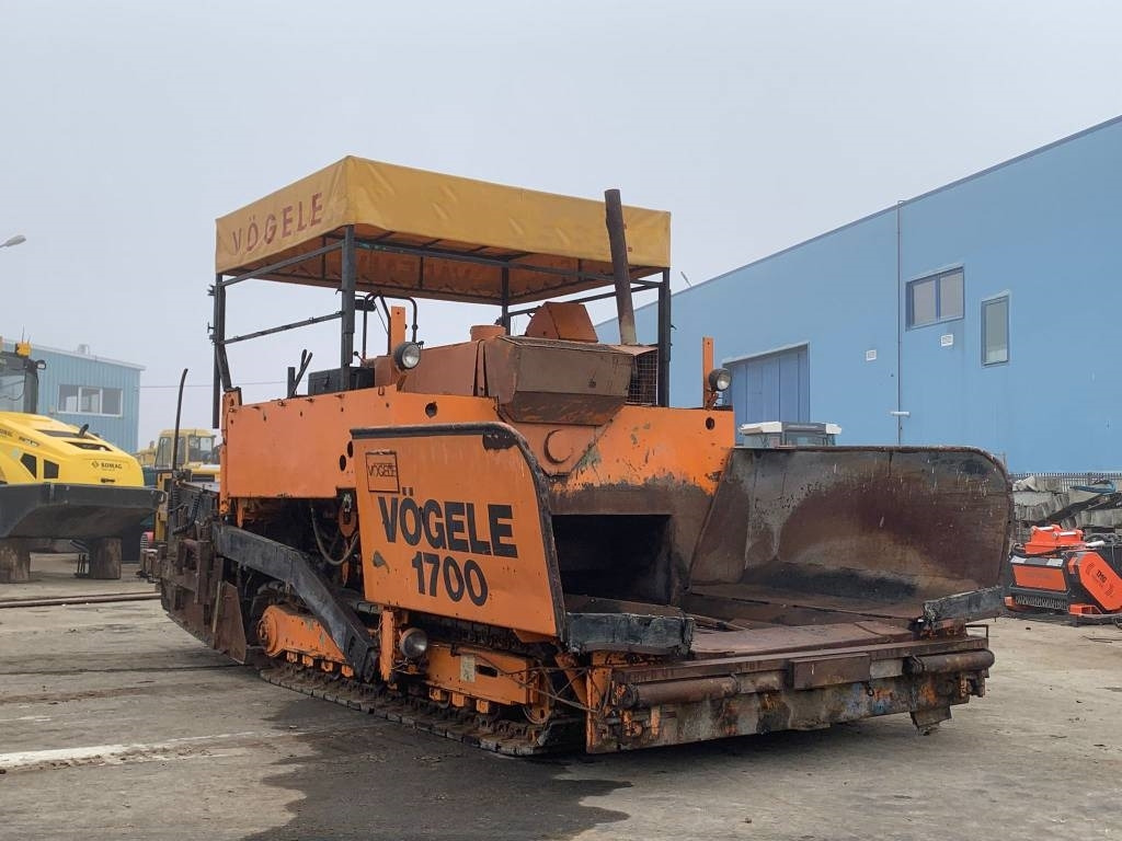 Vögele 1700 - מרצף אספלט: תמונה 1 Vögele 1700 - מרצף אספלט: תמונה 1