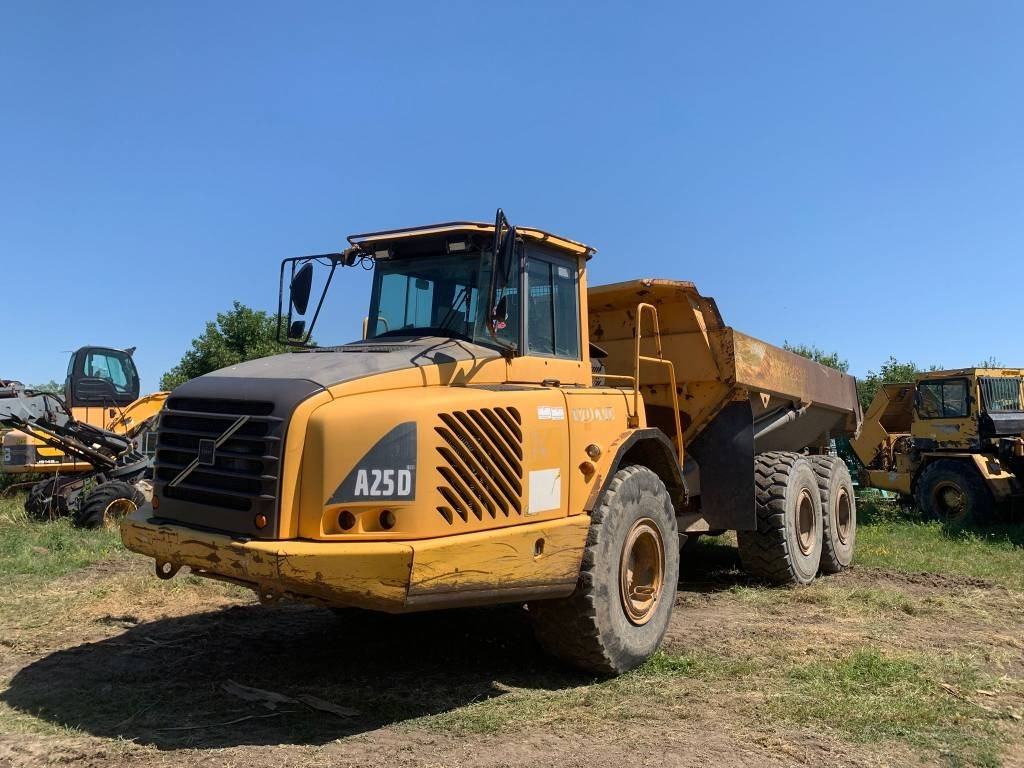 Volvo A 25 D - מסיר פסולת מפרקי: תמונה 1 Volvo A 25 D - מסיר פסולת מפרקי: תמונה 1