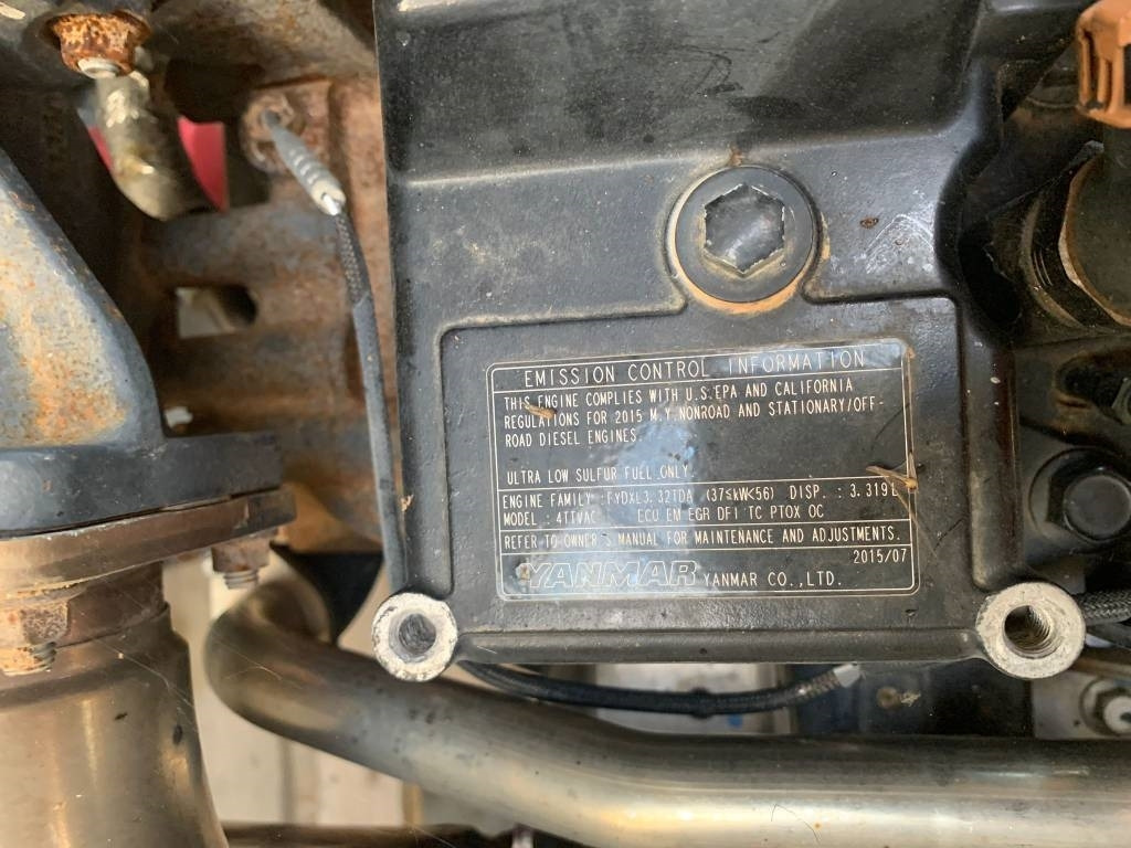 Yanmar 4TNV98CT - מנוע עבור מכונת בנייה: תמונה 4 Yanmar 4TNV98CT - מנוע עבור מכונת בנייה: תמונה 4