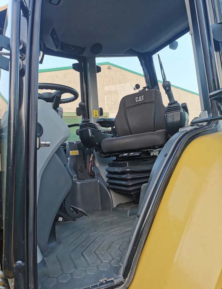 Caterpillar 432 - מחפרון: תמונה 4 Caterpillar 432 - מחפרון: תמונה 4