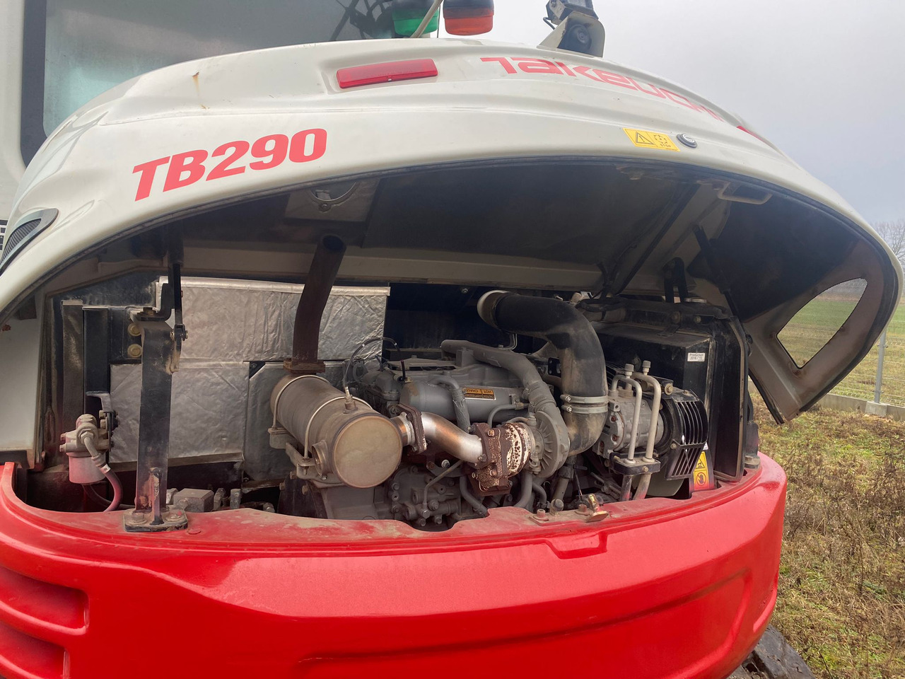 TAKEUCHI TB 290 - מיני מחפר: תמונה 3 TAKEUCHI TB 290 - מיני מחפר: תמונה 3