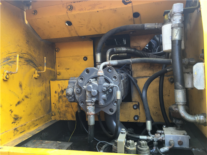 מחפר גלגלים Volvo EC210BLC: תמונה 6