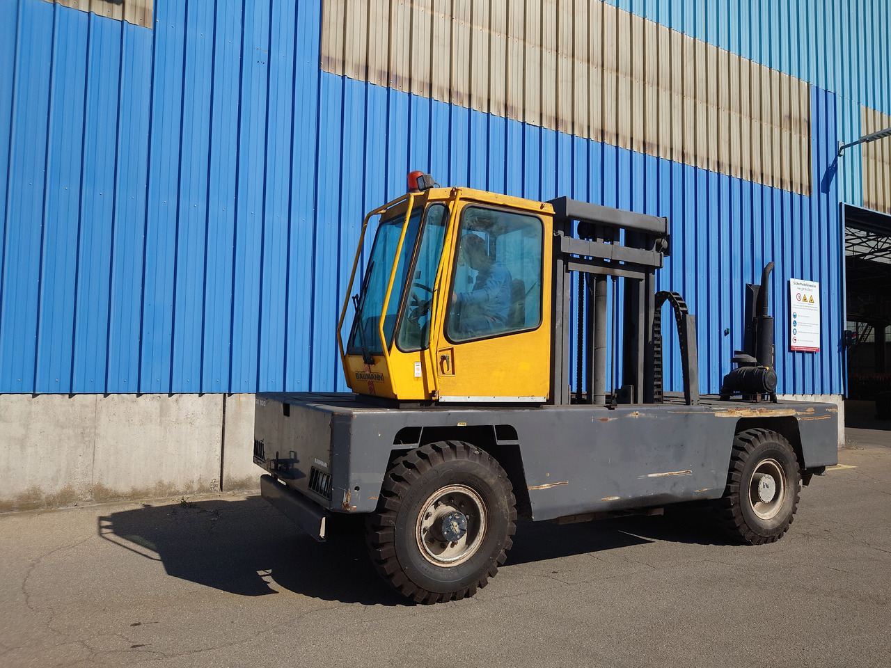 BAUMANN GX100 - מעמיס צד: תמונה 2 BAUMANN GX100 - מעמיס צד: תמונה 2