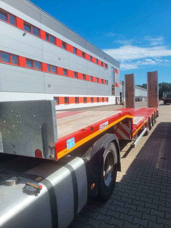 Faymonville MAX TRAILER MAX100-N-4A-9.30-U - סמיטריילר עם מטען נמוך: תמונה 2 Faymonville MAX TRAILER MAX100-N-4A-9.30-U - סמיטריילר עם מטען נמוך: תמונה 2