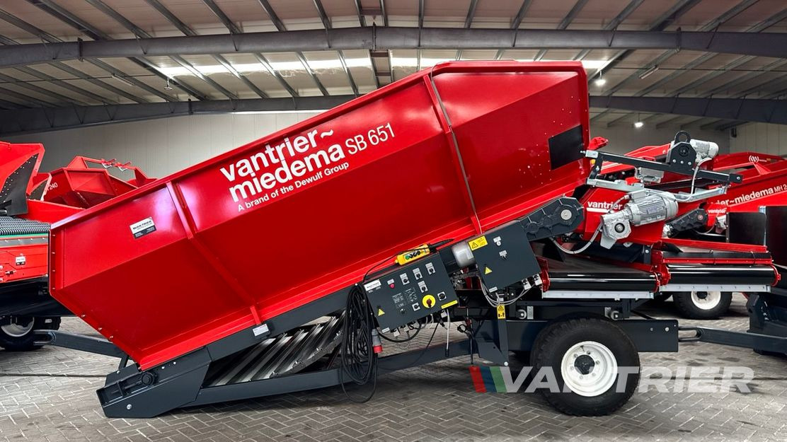 Miedema SB651 Receiving hopper - ציוד אחסון: תמונה 1 Miedema SB651 Receiving hopper - ציוד אחסון: תמונה 1