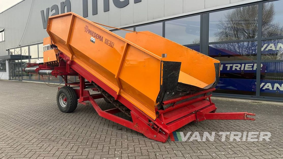 Miedema SB851 Receiving hopper - ציוד אחסון: תמונה 1 Miedema SB851 Receiving hopper - ציוד אחסון: תמונה 1