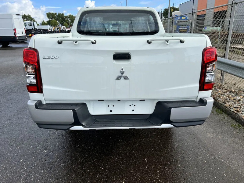 Mitsubishi L200 4x4 - 8 UNITS in WHITE 2.5 D GL Double Cab - EURO 2 - NEW!! Ready for work!!!** - טנדר, כלי רכב מסחרי קומבי: תמונה 3 Mitsubishi L200 4x4 - 8 UNITS in WHITE 2.5 D GL Double Cab - EURO 2 - NEW!! Ready for work!!!** - טנדר, כלי רכב מסחרי קומבי: תמונה 3