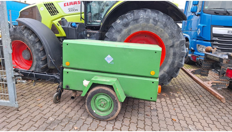 Bobcat Kompressor - מדחס אוויר: תמונה 2 Bobcat Kompressor - מדחס אוויר: תמונה 2