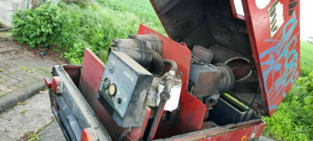 Doosan F 30 - מדחס אוויר: תמונה 2 Doosan F 30 - מדחס אוויר: תמונה 2