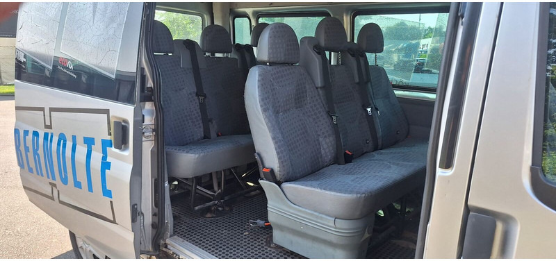 Ford Transit Tourneo - מיניבוס, כלי רכב מסחרי לנוסעים: תמונה 4 Ford Transit Tourneo - מיניבוס, כלי רכב מסחרי לנוסעים: תמונה 4