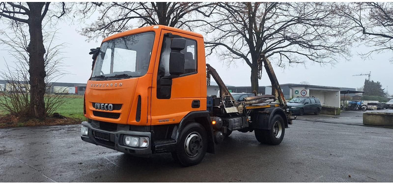Iveco 80E18K 4x2 Absetzkipper - משאית דילוג העמסה: תמונה 1 Iveco 80E18K 4x2 Absetzkipper - משאית דילוג העמסה: תמונה 1