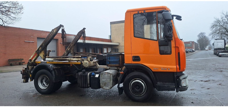 Iveco 80E18K 4x2 Absetzkipper - משאית דילוג העמסה: תמונה 4 Iveco 80E18K 4x2 Absetzkipper - משאית דילוג העמסה: תמונה 4