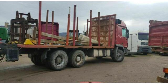 Iveco AD260T450PS 6x4 Blatt Blatt (E:5) - משאית עץ, משאית מנוף: תמונה 2 Iveco AD260T450PS 6x4 Blatt Blatt (E:5) - משאית עץ, משאית מנוף: תמונה 2