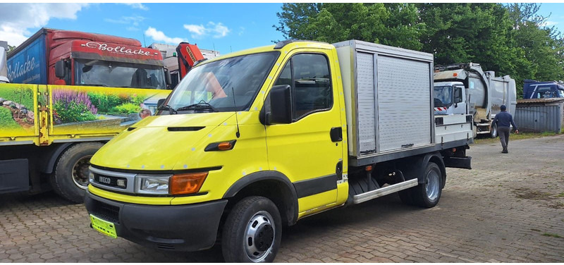 Iveco Daily Koffer - כלי רכב מסחרי עם תיבה: תמונה 1 Iveco Daily Koffer - כלי רכב מסחרי עם תיבה: תמונה 1