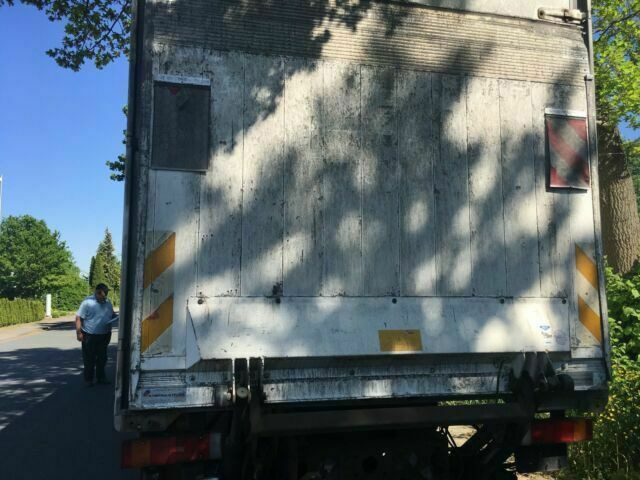 Iveco ML120 E22 Kühlkoffer LBW Deutsche Maschine - משאית קירור: תמונה 4 Iveco ML120 E22 Kühlkoffer LBW Deutsche Maschine - משאית קירור: תמונה 4
