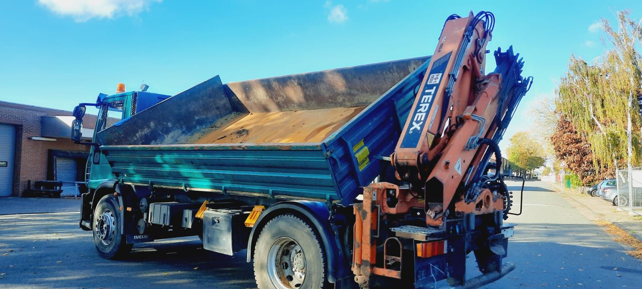 Iveco ML180E28K 4x2 mit Kran/Funk/Greifer - מזהיר, משאית מנוף: תמונה 5 Iveco ML180E28K 4x2 mit Kran/Funk/Greifer - מזהיר, משאית מנוף: תמונה 5