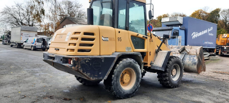 Komatsu WA95-3 - מעמיס גלגלים: תמונה 3 Komatsu WA95-3 - מעמיס גלגלים: תמונה 3