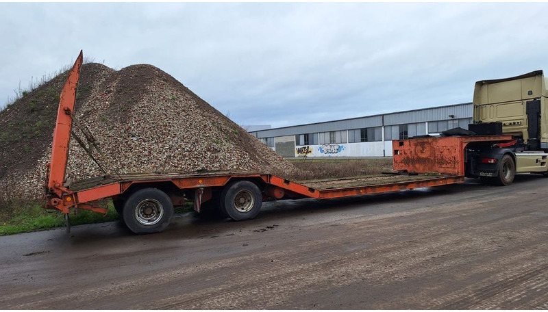 Langendorf Tieflader 2 Achser - סמיטריילר עם מטען נמוך: תמונה 1 Langendorf Tieflader 2 Achser - סמיטריילר עם מטען נמוך: תמונה 1