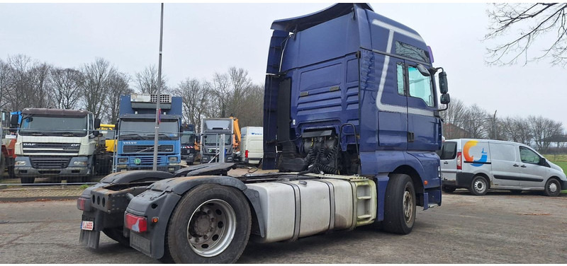 MAN 18.430 TGA G/Haus Hochdach xxl - יחידת טרקטור: תמונה 2 MAN 18.430 TGA G/Haus Hochdach xxl - יחידת טרקטור: תמונה 2