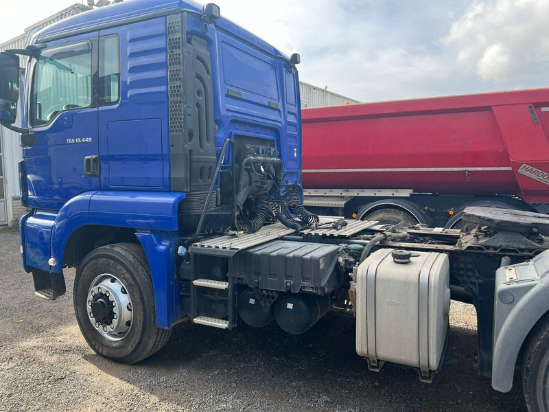 MAN 18.440 4x4 Hydrodrive - יחידת טרקטור: תמונה 3 MAN 18.440 4x4 Hydrodrive - יחידת טרקטור: תמונה 3