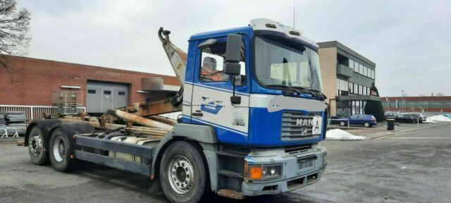 MAN 26.314K 6x2 Blatt/Luft Diff/Sperre - משאית הרמת וו: תמונה 2 MAN 26.314K 6x2 Blatt/Luft Diff/Sperre - משאית הרמת וו: תמונה 2