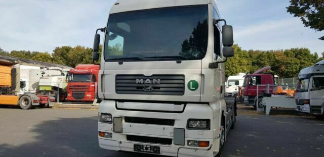 MAN 26.440 TGA BDF 6x2 German Truck - משאית עם שלדת תא: תמונה 2 MAN 26.440 TGA BDF 6x2 German Truck - משאית עם שלדת תא: תמונה 2
