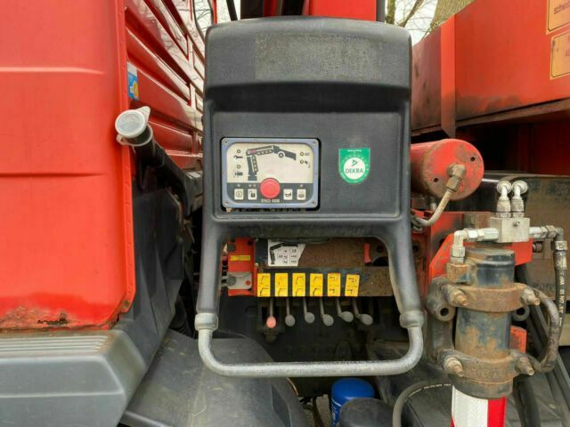 MAN ME18.284 mit Kran Not Aus Hiab 122B - משאית צד נופל/ שטוחה, משאית מנוף: תמונה 3 MAN ME18.284 mit Kran Not Aus Hiab 122B - משאית צד נופל/ שטוחה, משאית מנוף: תמונה 3