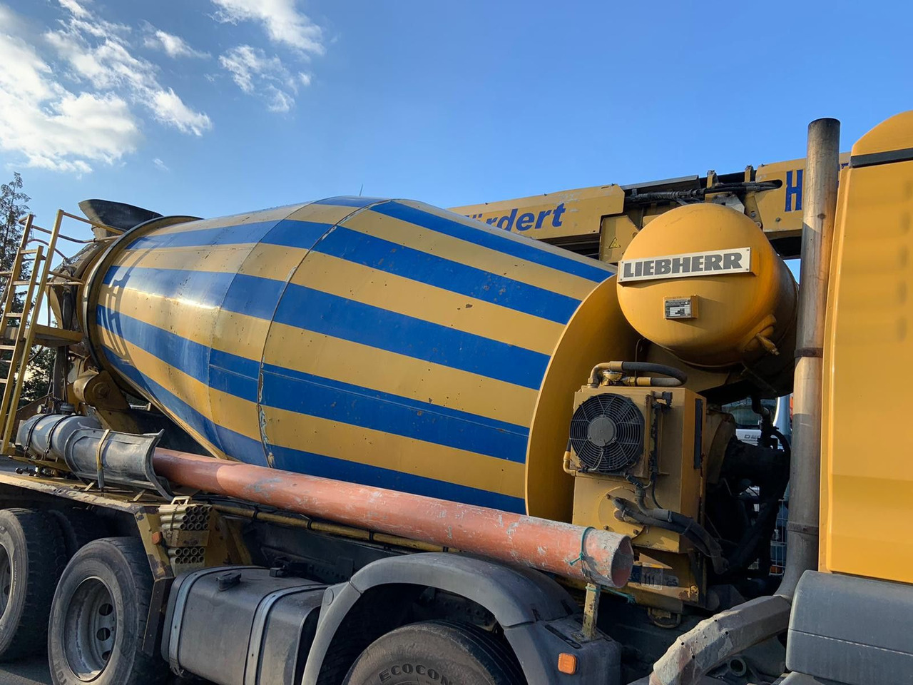 MAN TGA35.360PS 8x4 Mischer+Förderband - משאית מערבלת בטון: תמונה 5 MAN TGA35.360PS 8x4 Mischer+Förderband - משאית מערבלת בטון: תמונה 5