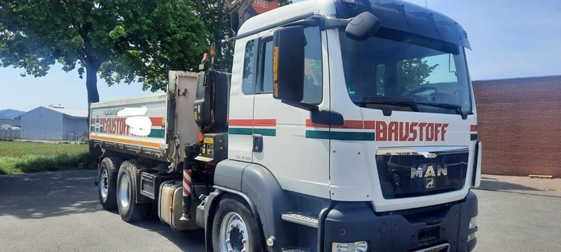 MAN TGS 26.400 Kipper Mit Kran/Funk - משאית צד נופל/ שטוחה, משאית מנוף: תמונה 2 MAN TGS 26.400 Kipper Mit Kran/Funk - משאית צד נופל/ שטוחה, משאית מנוף: תמונה 2