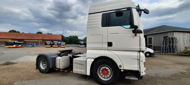 MAN TGX 18.440PS Kipperhyd. 1-Hand - יחידת טרקטור: תמונה 4 MAN TGX 18.440PS Kipperhyd. 1-Hand - יחידת טרקטור: תמונה 4