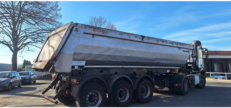 Meiller Kippmulde 3 Achser - סמיטריילר עם מזהיר: תמונה 4 Meiller Kippmulde 3 Achser - סמיטריילר עם מזהיר: תמונה 4