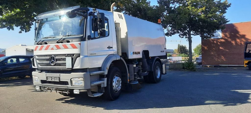 Mercedes-Benz 1824 Axor 1-Hand - מטאטא כבישים: תמונה 1 Mercedes-Benz 1824 Axor 1-Hand - מטאטא כבישים: תמונה 1