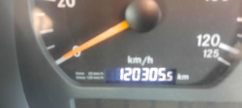 Mercedes-Benz 1824 Axor - מטאטא כבישים: תמונה 5 Mercedes-Benz 1824 Axor - מטאטא כבישים: תמונה 5