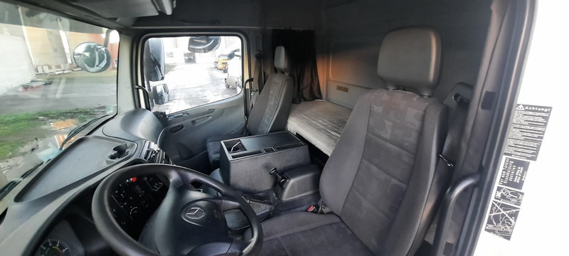 Mercedes-Benz 1824 LS G.Haus/Hochdach Klima - יחידת טרקטור: תמונה 4 Mercedes-Benz 1824 LS G.Haus/Hochdach Klima - יחידת טרקטור: תמונה 4