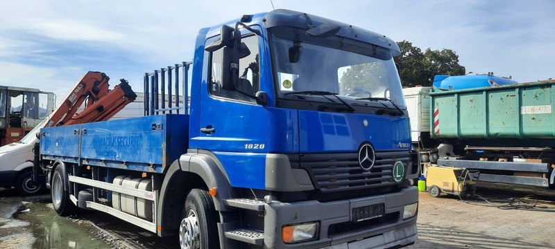 Mercedes-Benz 1828 Pritsche+Glastransport - משאית צד נופל/ שטוחה, משאית מנוף: תמונה 1 Mercedes-Benz 1828 Pritsche+Glastransport - משאית צד נופל/ שטוחה, משאית מנוף: תמונה 1