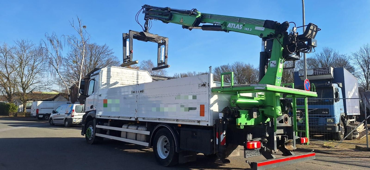 Mercedes-Benz 1835 Antos 4x2 Klima 1-Hand - משאית צד נופל/ שטוחה, משאית מנוף: תמונה 2 Mercedes-Benz 1835 Antos 4x2 Klima 1-Hand - משאית צד נופל/ שטוחה, משאית מנוף: תמונה 2