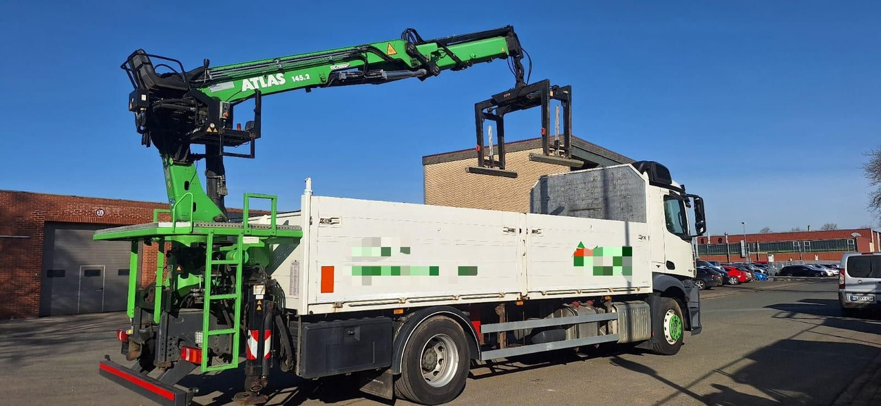 Mercedes-Benz 1835 Antos 4x2 Klima 1-Hand - משאית צד נופל/ שטוחה, משאית מנוף: תמונה 3 Mercedes-Benz 1835 Antos 4x2 Klima 1-Hand - משאית צד נופל/ שטוחה, משאית מנוף: תמונה 3