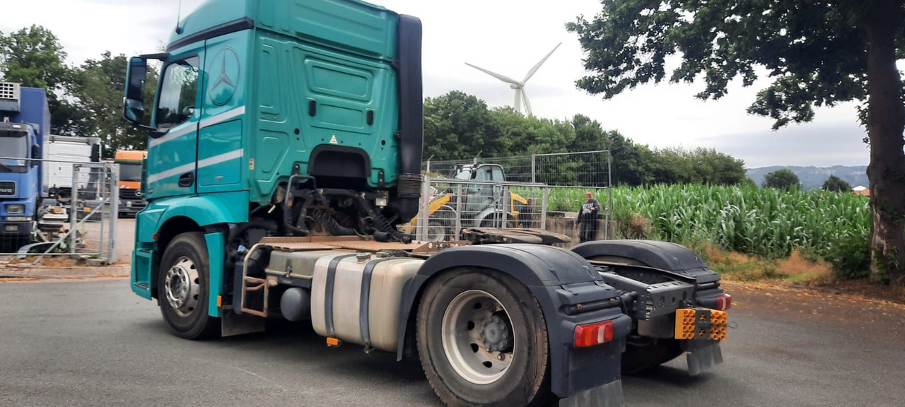 Mercedes-Benz 1842 Actros MP4 G.Haus/Hochdach Vollaust. - יחידת טרקטור: תמונה 4 Mercedes-Benz 1842 Actros MP4 G.Haus/Hochdach Vollaust. - יחידת טרקטור: תמונה 4