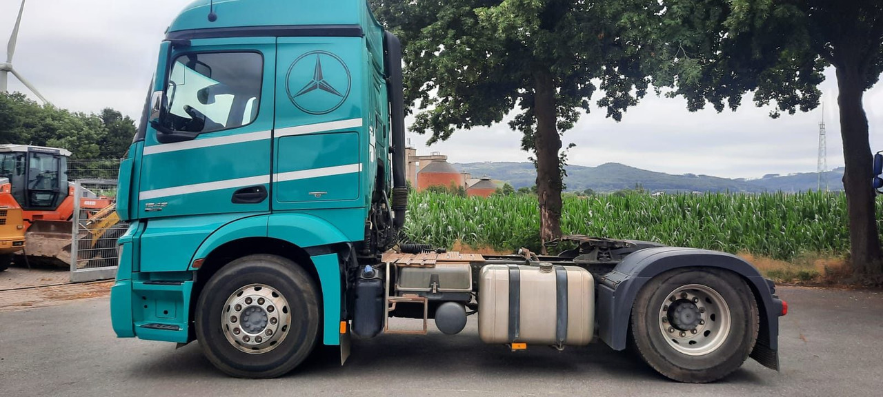 Mercedes-Benz 1842 Actros MP4 G.Haus/Hochdach Vollaust. - יחידת טרקטור: תמונה 3 Mercedes-Benz 1842 Actros MP4 G.Haus/Hochdach Vollaust. - יחידת טרקטור: תמונה 3