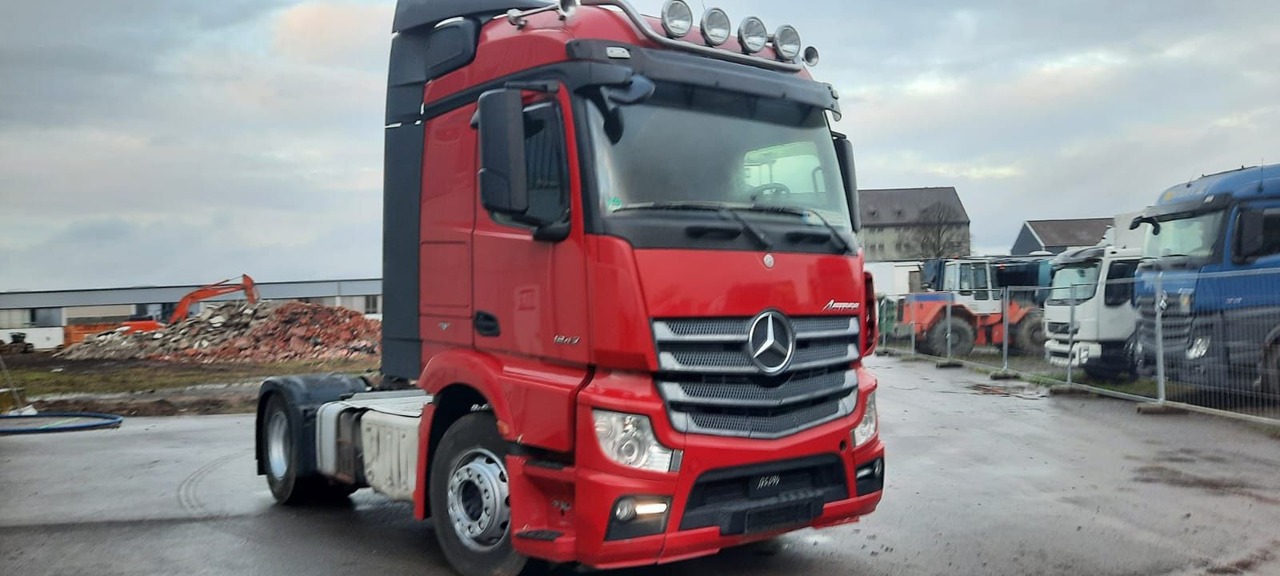 Mercedes-Benz 1842 Actros MP4 G.Haus/Hochdach Vollbaust - יחידת טרקטור: תמונה 1 Mercedes-Benz 1842 Actros MP4 G.Haus/Hochdach Vollbaust - יחידת טרקטור: תמונה 1