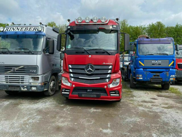 Mercedes-Benz 1842 Actros MP4 Kipperhydraulik - יחידת טרקטור: תמונה 2 Mercedes-Benz 1842 Actros MP4 Kipperhydraulik - יחידת טרקטור: תמונה 2