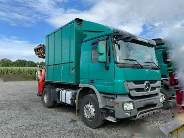 Mercedes-Benz 1844K 4x2 Kipper mit Kran Blattgefedert - מזהיר, משאית מנוף: תמונה 2 Mercedes-Benz 1844K 4x2 Kipper mit Kran Blattgefedert - מזהיר, משאית מנוף: תמונה 2