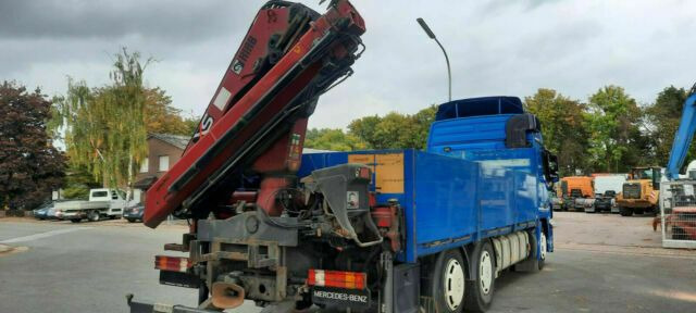 Mercedes-Benz 2544 Pritsche mit Kran Hiab XS am Heck - משאית צד נופל/ שטוחה, משאית מנוף: תמונה 4 Mercedes-Benz 2544 Pritsche mit Kran Hiab XS am Heck - משאית צד נופל/ שטוחה, משאית מנוף: תמונה 4